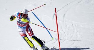 Wendy Holdener wird in der Kombination in Crans-Montana Dritte. 