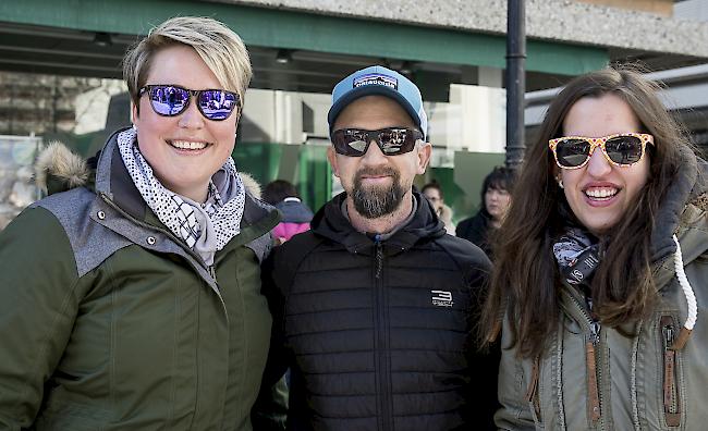 Isabelle (32) und Ken (36) Imhasly, Visp, Deborah Schwery (25), Ried-Brig.