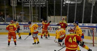 Viele Tore &ndash; hier Gauthier Girardins 2:0 nach 8 Minuten &ndash;&nbsp;und noch mehr Torchancen f&uuml;r einen starken HC Siders am Dienstagabend.