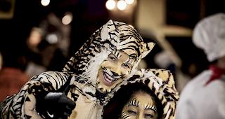 Verkleidet und gut gelaunt