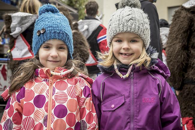 Amelie (6) und Zoe (5), Glis.