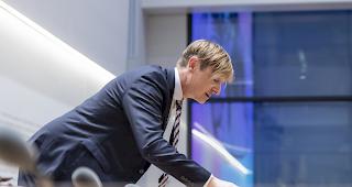 Der Schweizer Preis&uuml;berwacher Stefan Meierhans an seiner j&auml;hrlichen Medienkonferenz. 