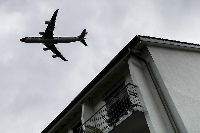 Gemäss der Koalition Luftverkehr Umwelt und Gesundheit (KLUG) sind in der Schweiz während der Nacht 95