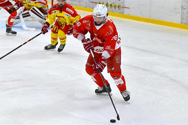 1:0-Torschütze El Assaoui und der HC Valais Chablais, mit einer frühen 3:0-Führung die Vorentscheidung erzwungen.