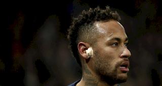 Neymar machte abf&auml;llig Bemerkungen &uuml;ber die Schiedsrichter. 