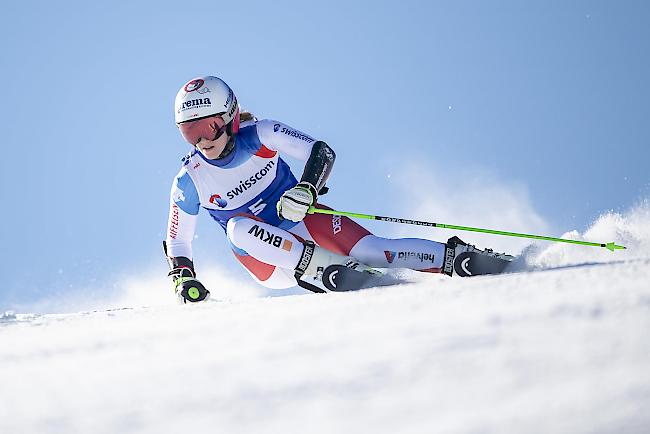 Camille Rast besiegt Wendy Holdener: Entscheidend war der zweite Lauf.