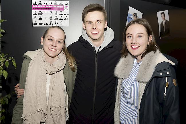 Emilie Stucky (20), Brig, Noah Aufdenblatten (21), Zermatt, Claudine Stucky (18), Brig.