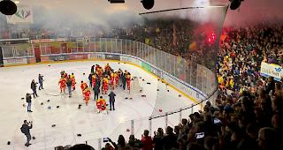 Der HC Siders hat es geschafft, er ist Meister und steigt auf. Gleichzeitig wurde nun der Verwaltungsrat des Clubs um vier Mitglieder verst&auml;rkt. 