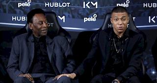 Pel&eacute; war zu PR-Zwecken in der franz&ouml;sischen Hauptstadt, dabei traf er auch auf den franz&ouml;sischen Nationalspieler Kylian Mbapp&eacute;. Kurz vor der geplanten R&uuml;ckreise wurde Pel&eacute; dann ins Spital gebracht.