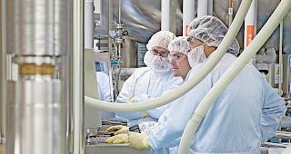 Spitzentechnologie. Lonza wappnet sich gemeinsam mit der d&auml;nischen Chr. Hansen f&uuml;r die Herausforderungen der Zukunft.