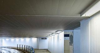 Blitzeblank. Nicht nur Sprayereien wurden ges&auml;ubert. Auch eine Wand-Zeichnung aus den 1970ern.