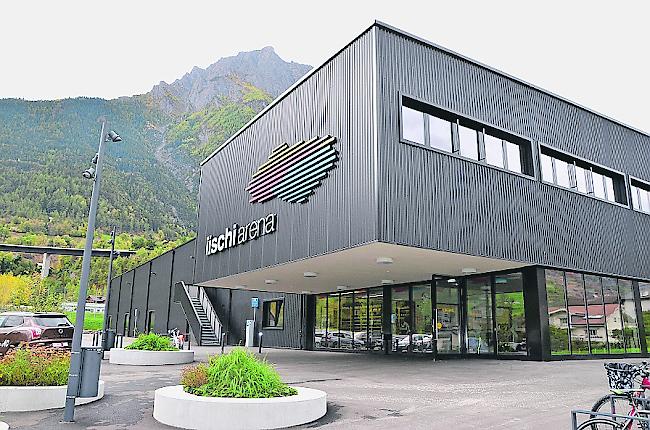 Brig-Glis: Die Stadtgemeinde hat sich im Jahr 2017 für 19 Millionen eine brandneue Eissport-Arena geleistet. Aber auch für den Fussballklub griff die Gemeinde in den letzten Jahren tief in die Taschen: Der Kunstrasenplatz in der Geschina kostete 1,6 Millionen, der Sportplatz Zeughaus weitere 3,3 Millionen Franken. Und bald soll der Sportplatz Geschina für 1,3 Millionen Franken ein neues Garderobengebäude erhalten.