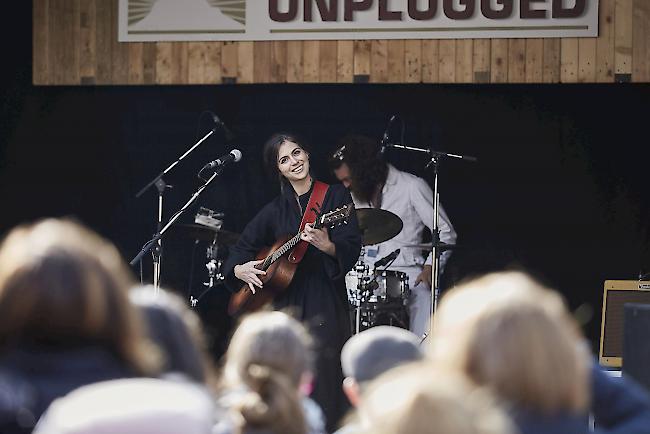 Vera Sola spielte im Taste Village