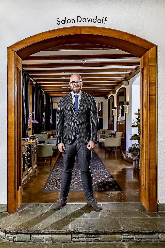 Digitalaffin. Jeremy Kunz, Marketingleiter Hotel Mont Cervin Palace, setzt auf digitale und klassische Werbung.