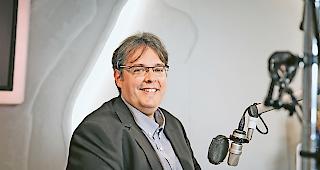 Bei rro im Hofji. &laquo;Als Schuldirektor kann ich nachhaltig mehr bewirken&raquo;, sagt Chanton.Foto WB/Alain Amherd