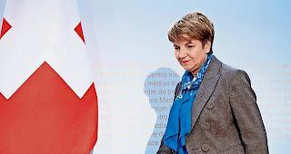 F&uuml;r das Beschaffungsprojekt f&uuml;r neue Kampfjets und Boden-Luft-Raketen will der Bundesrat 8 Milliarden Franken einsetzen. Bis zum Sommer will Amherd dem Gesamtbundesrat einen Antrag zum Projekt vorlegen.