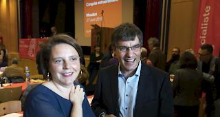 An einem ausserordentlichen SP-Parteikongress in Moudon wurde Nationalr&auml;tin Ada Marra Nationalrat und Fraktionspr&auml;sident Roger Nordmann (rechts im Bild) vorgezogen.