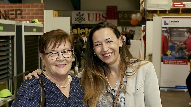Anni Walpen (73), Blitzingen, und Sandra Walpen (48), Florida (USA).