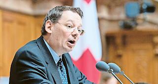 Lange Debatte. F&uuml;r das Jagdgesetz sind morgen Mittwoch in der Sondersession &uuml;ber sieben Stunden reserviert, sagt Franz Ruppen. Es wird heiss zu und her gehen.