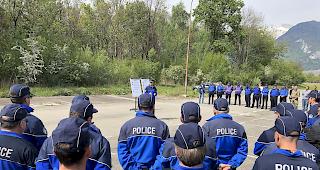 Den Ernstfall proben. &Uuml;ber 120 Agenten der Kantonspolizei simulierten am Dienstag in der Region Chablais einen Terroranschlag.