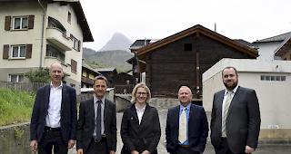 HEV Oberwallis. Sektionspr&auml;sident Matthias Eggel, Gesch&auml;ftsf&uuml;hrer Reinhard Meichtry und die Vorstandsmitglieder Stefanie Zimmermann, Daniel Ritz und Christian Perrig (von rechts).