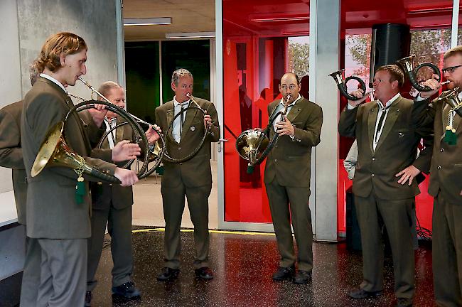 Die Jagdhornbläser Pfynwald sorgten für den musikalischen Rahmen der Jungjägerfeier.
