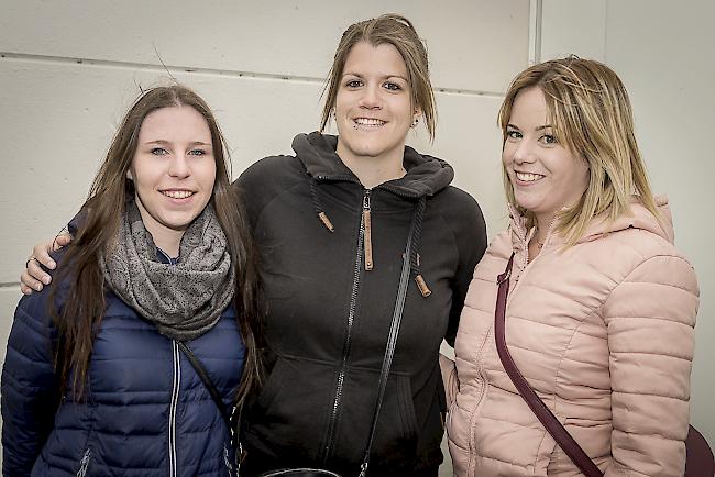 Samira Imboden (24), Nadine Ritz (24) und Michèle Wyssen (26), Brig.