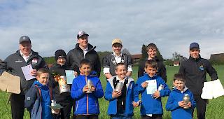 Oberwalliser Schwinger lieferten am Regionalschwingfest Oron-la-Ville gute Leistungen. 