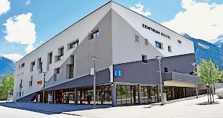 Im Info-Center am Bahnhof in Susten will Leuk Tourismus ein Bistro f&uuml;r G&auml;ste er&ouml;ffnen.