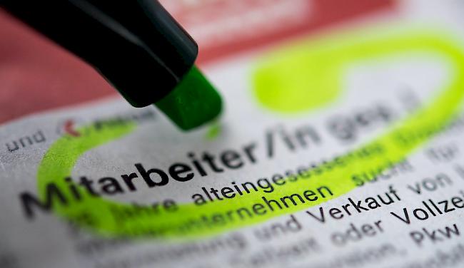 Für Arbeitnehmende wird es immer schwieriger, einen neuen Job zu finden, der zu ihnen passt. Eine Weiterbildung könnte Abhilfe schaffen.