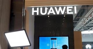 Gelder sollen in "eines oder wahrscheinlich mehrere neue Zentren fliessen".