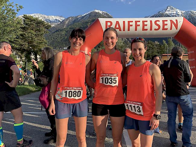 Laufsiegerin Georgette Kämpfen (mitte) vor Andrea Stoffel (links) und Lisa Fässler.