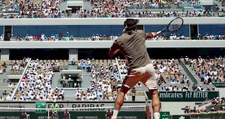 Roger Federer zieht beim French Open weiterhin im Eiltempo durch die Runden.