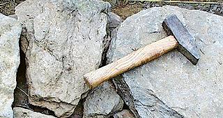 Der Bau von Trockenmauern geh&ouml;rt zum kulturellen Erbe des Wallis.