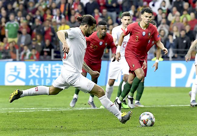Der zwischenzeitliche Ausgleich. Ricardo Rodriguez traf vom Elfmeterpunkt. Foto Keystone