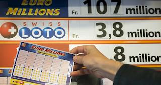Die Lotterie Euromillions hat am Dienstag einen Spieler oder eine Spielerin reich gemacht. Die gl&uuml;ckliche Person aus der Romandie gewann 156,14 Millionen Franken.