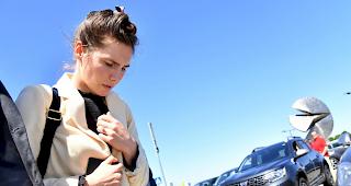 Amanda Knox bei ihrer Ankunft am Flughafen in Mailand. 