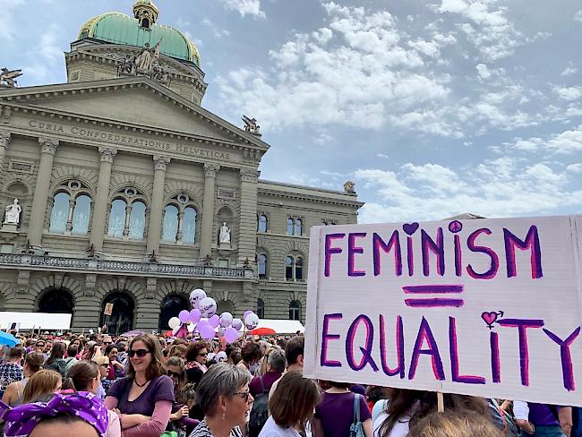 Impressionen vom Frauenstreik in Bern.