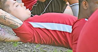 Lauf&uuml;bung abgebrochen. Ein ersch&ouml;pfter Adryan, wie ziehen die Spieler mit?