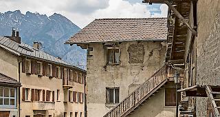 Leer. Aber mit Potenzial. Das alte Dorf.Foto WB/Alain Amherd