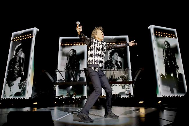 Er ist wieder da. Mick Jagger zurück auf einer Bühne in Chicago.