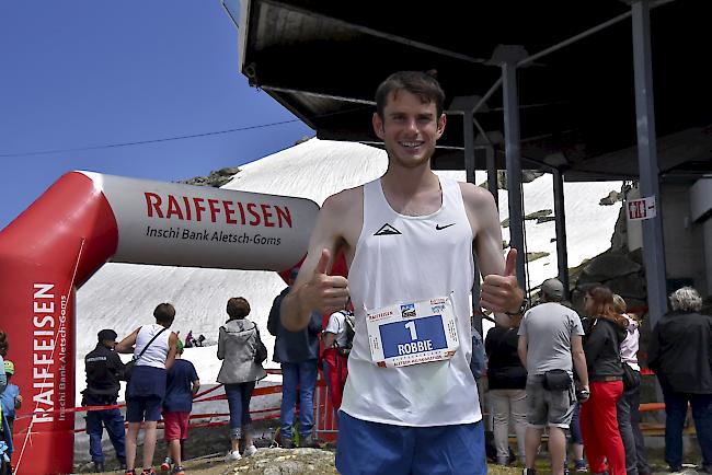 Nicht zu bezwingen. Sieger Robbie Simpson lief ein einsames Rennen an der Spitze. Foto WB