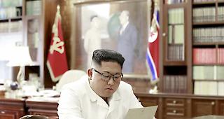 Unbekannter Inhalt. Nordkoreas Machthaber Kim Jong Un erh&auml;lt Post von US-Pr&auml;sident Donald Trump.