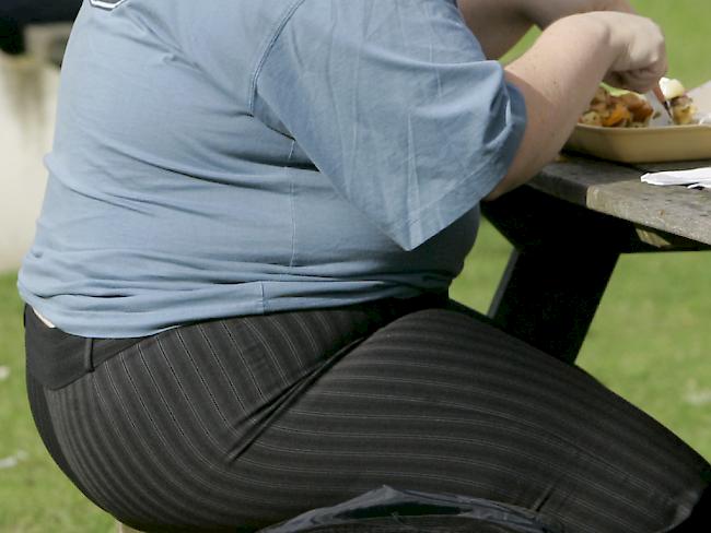Risikogruppe. Ältere Menschen seien viel häufiger von Übergewicht betroffen als der Rest der Bevölkerung, warnt das Bundesamt für Gesundheit.