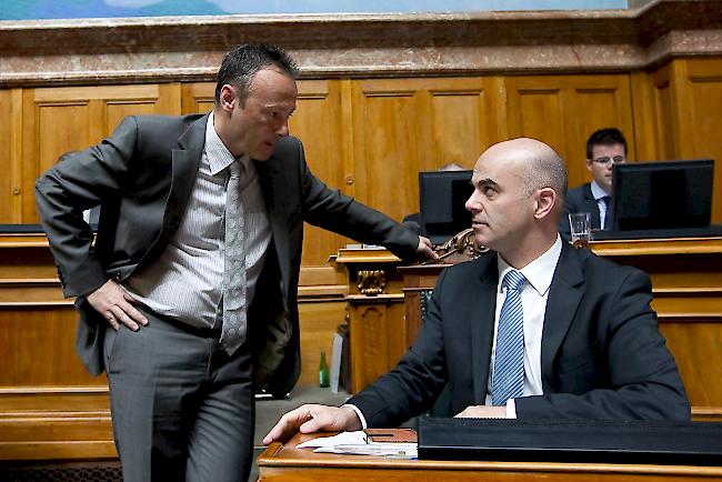 Parteigenossen. Stéphane Rossini (links), damals als Nationalrat, und Bundesrat Alain Berset. (Bild: März 2012)