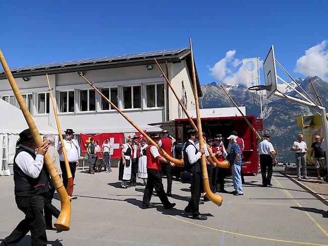 Impressionen vom Alphornfestival in Unterbäch.