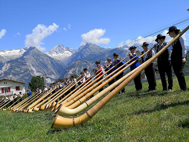 Impressionen vom Alphornfestival in Unterbäch.