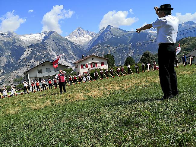 Impressionen vom Alphornfestival in Unterbäch.