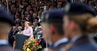 Hitler-Attentat. Bundeskanzlerin Angela Merkel bei der Zeremonie zu Ehren von Claus Schenk von Stauffenberg.