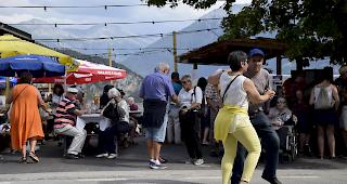 <b>Impressionen.</b> Inden lud zum Fest und zahlreiche Besucher folgten dem Ruf. Ob das Tanzbein schwingend &hellip;